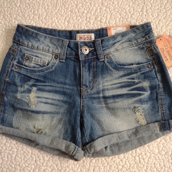 NWT Mudd dark wash distressed denim blue jean shorts ladies juniors size 1 - Picture 1 of 5